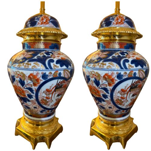 PAIR OF 19TH CENT JAPANESE IMARI VASES LIDS CONVERTED TO LAMPS C 1880