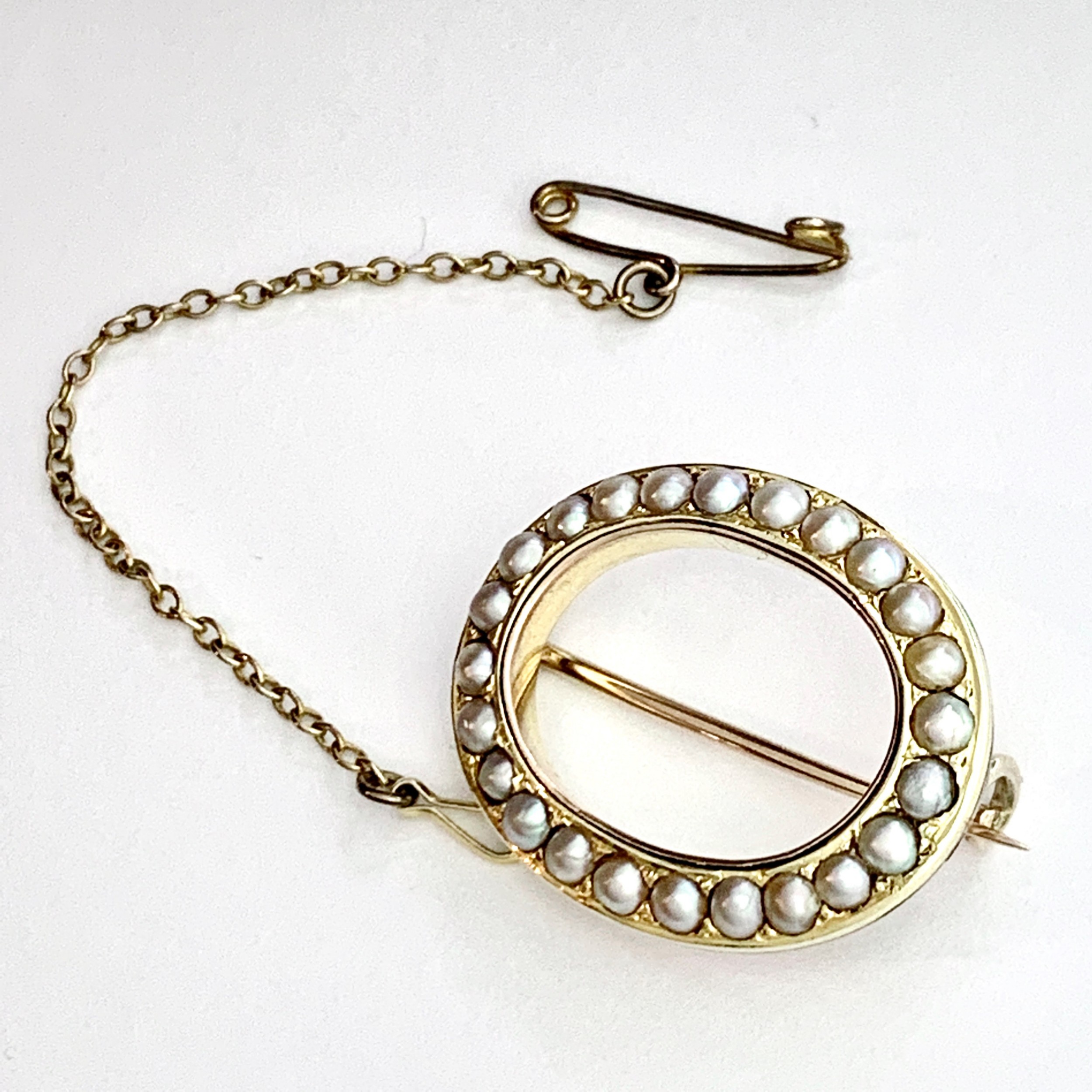 Victorian 9ct Gold Pearl Halo Brooch With Removable Safety Chain