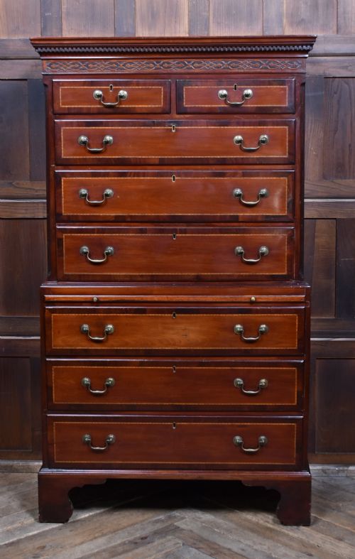 GEORGIAN MAHOGANY CHEST ON CHEST
