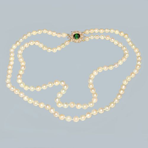 DOUBLE STRAND PEARLS 9CT GOLD TOURMALINE CLASP VINTAGE 17 TWO STRAND PEARL NECKLACE
